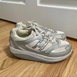 Skechers Shape Ups Sneakers White Silver 9.5 Women’s Shoes